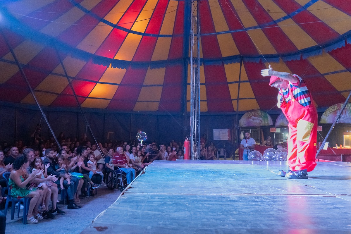 FOTO - Di Cherry Circus já animou mais de 4 mil pessoas em Taboão da Serra (2)