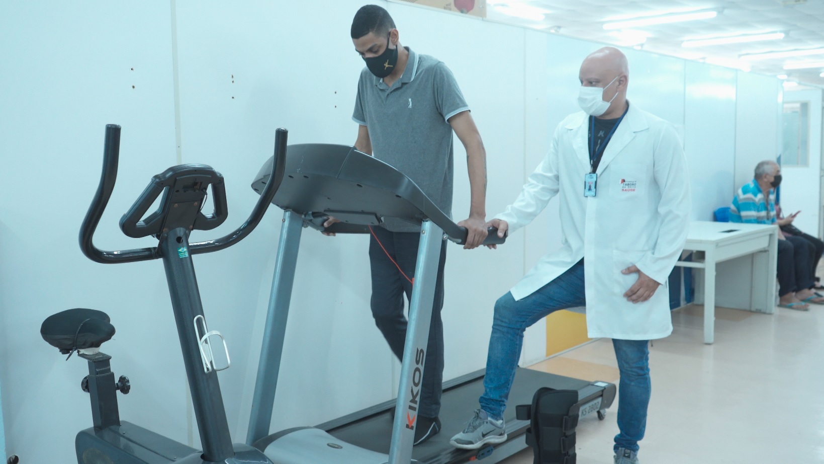 FOTO - Prefeitura de Taboão da Serra adquire novos para equipamentos fisioterapia