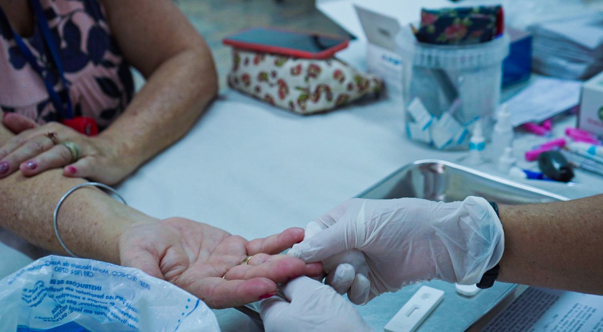 FOTO - Projeto Integra Taboão realiza mais de 480 testes para detecção das hepatites B e C (1)