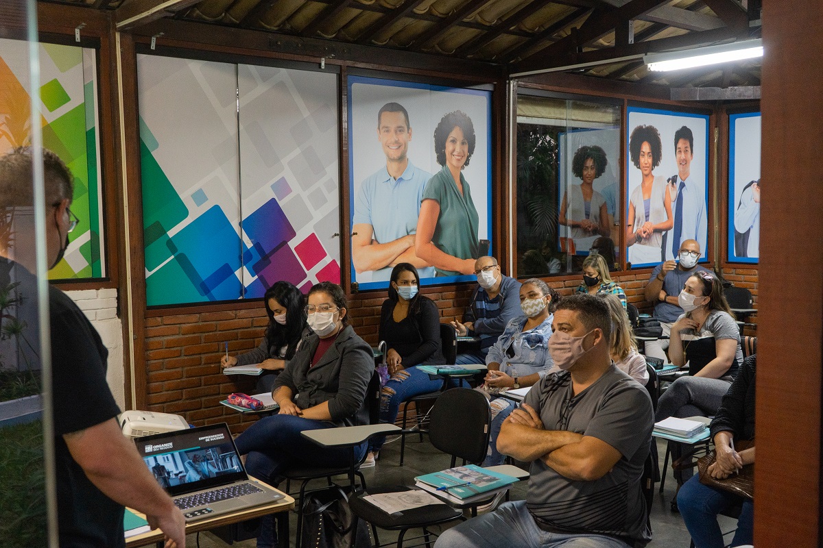 FOTO - Secretaria de Desenvolvimento Econômico e Trabalho de Taboão da Serra oferece oficina gratuita para os empreendedores