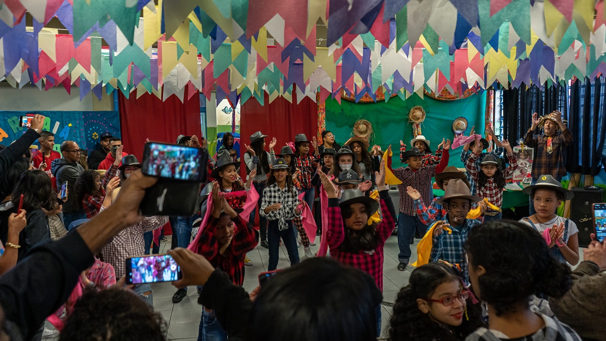 FOTO - Temporada de Festas Juninas das Escolas Municipais de Taboão da Serra começa neste sábado, 0306 (1)