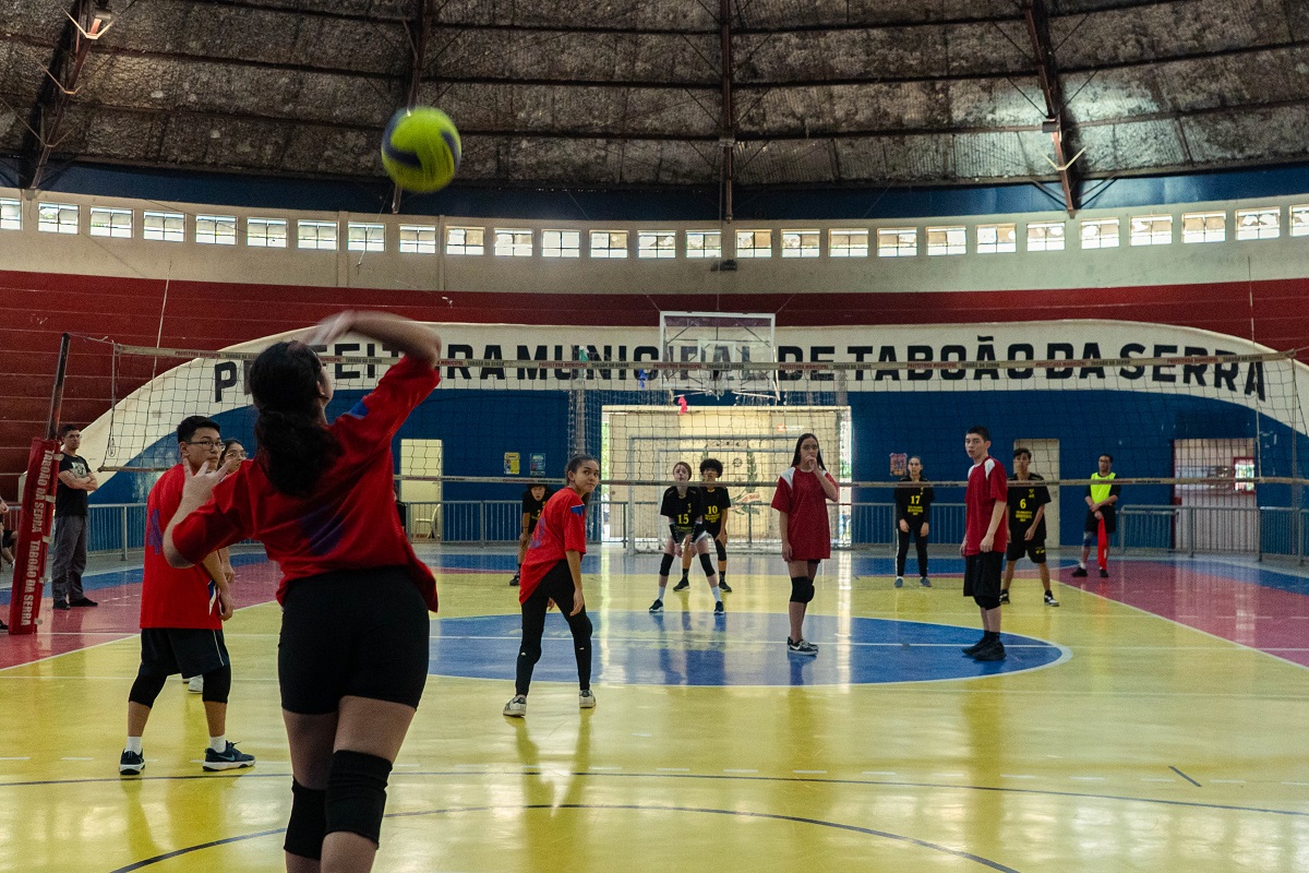 FOTO - Secretaria de Esportes e Lazer de Taboão da Serra promove a 1ª Copa SEMEL de Vôlei (1)