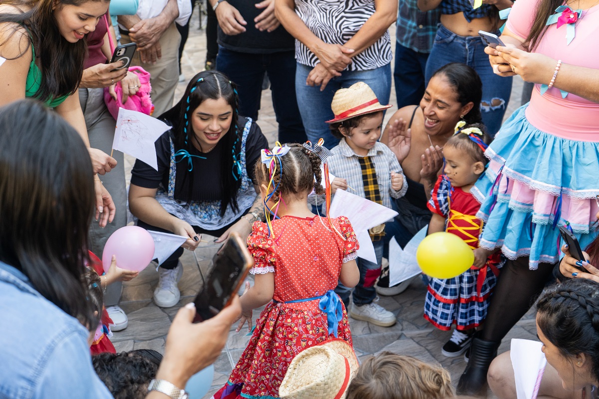 FOTO - Festas Juninas acontecem em mais 18 escolas municipais neste sábado em Taboão da Serra