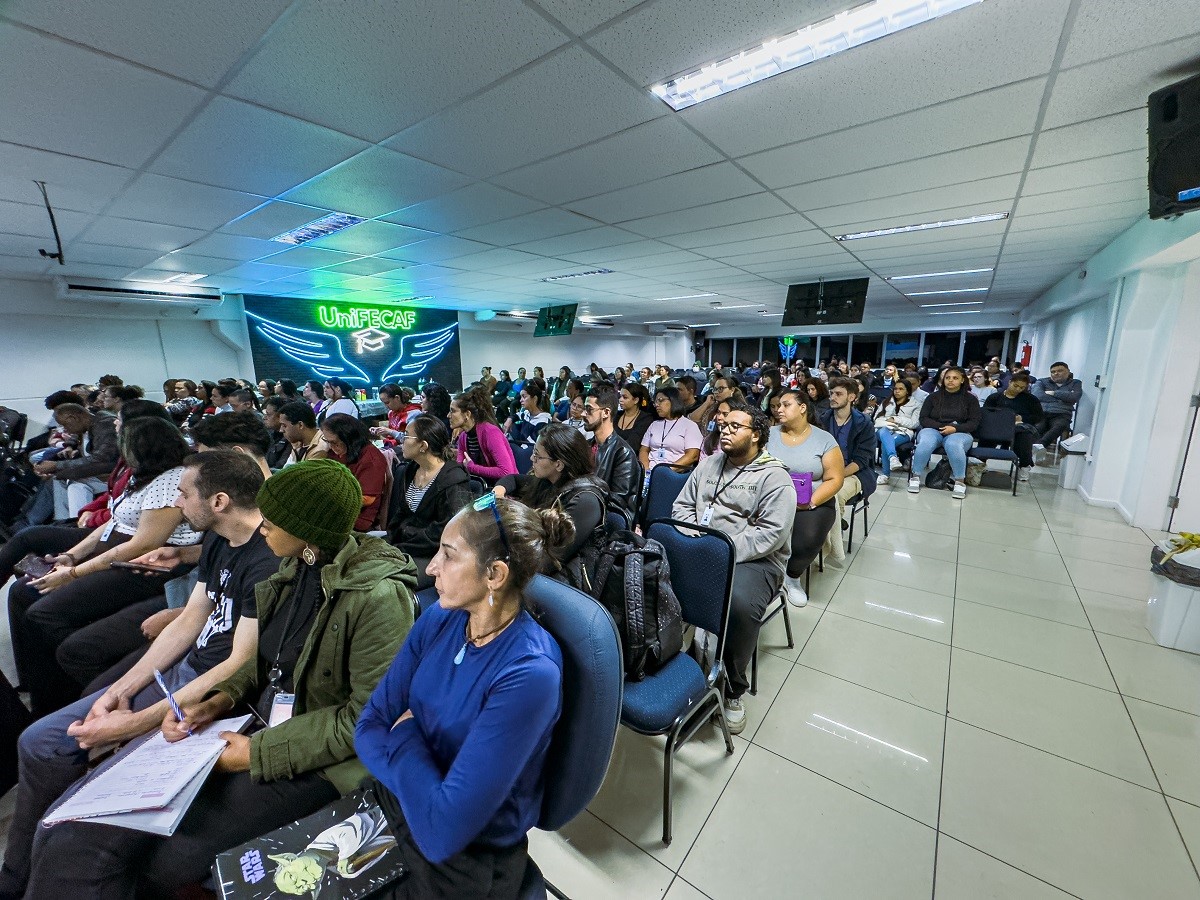 FOTO - Secretaria de Saúde de Taboão da Serra recebe mais de 130 profissionais (1)