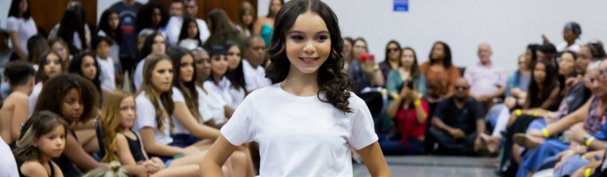 FOTO - Taboanense Anna Júlia ganha concurso e mantém título de Miss Pré-Teen