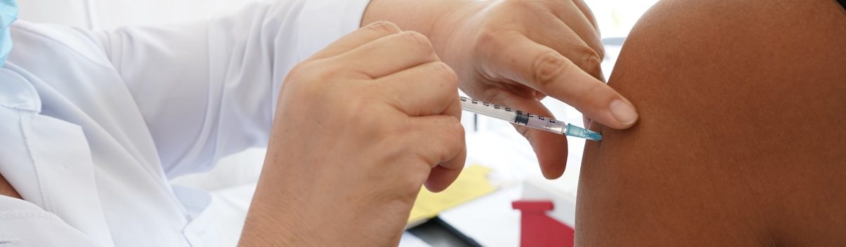 FOTO - Taboão da Serra inicia vacinação de gestantes e puérperas com bivalente contra Covid-19 na segunda-feira, 2003