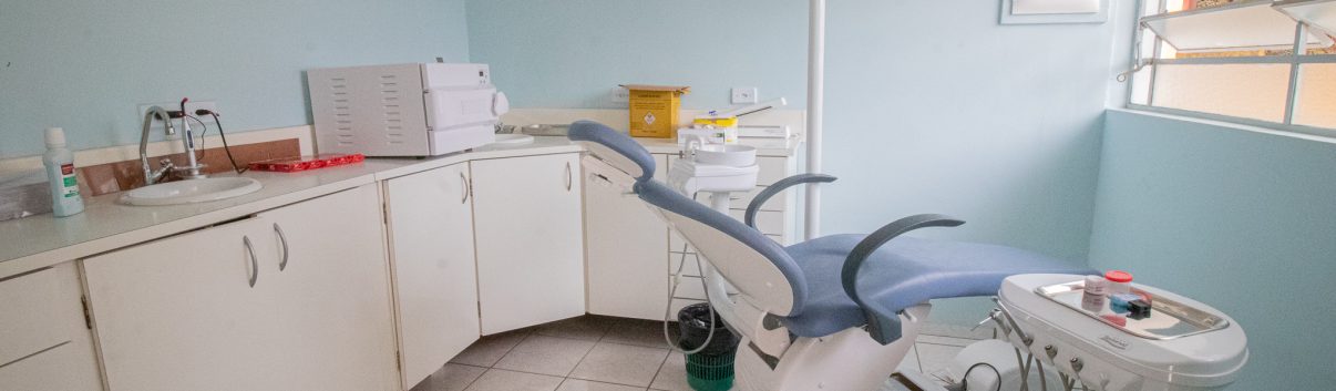 Prefeito Aprígio instala novo consultório odontológico na Secretaria de Manutenção_foto 2